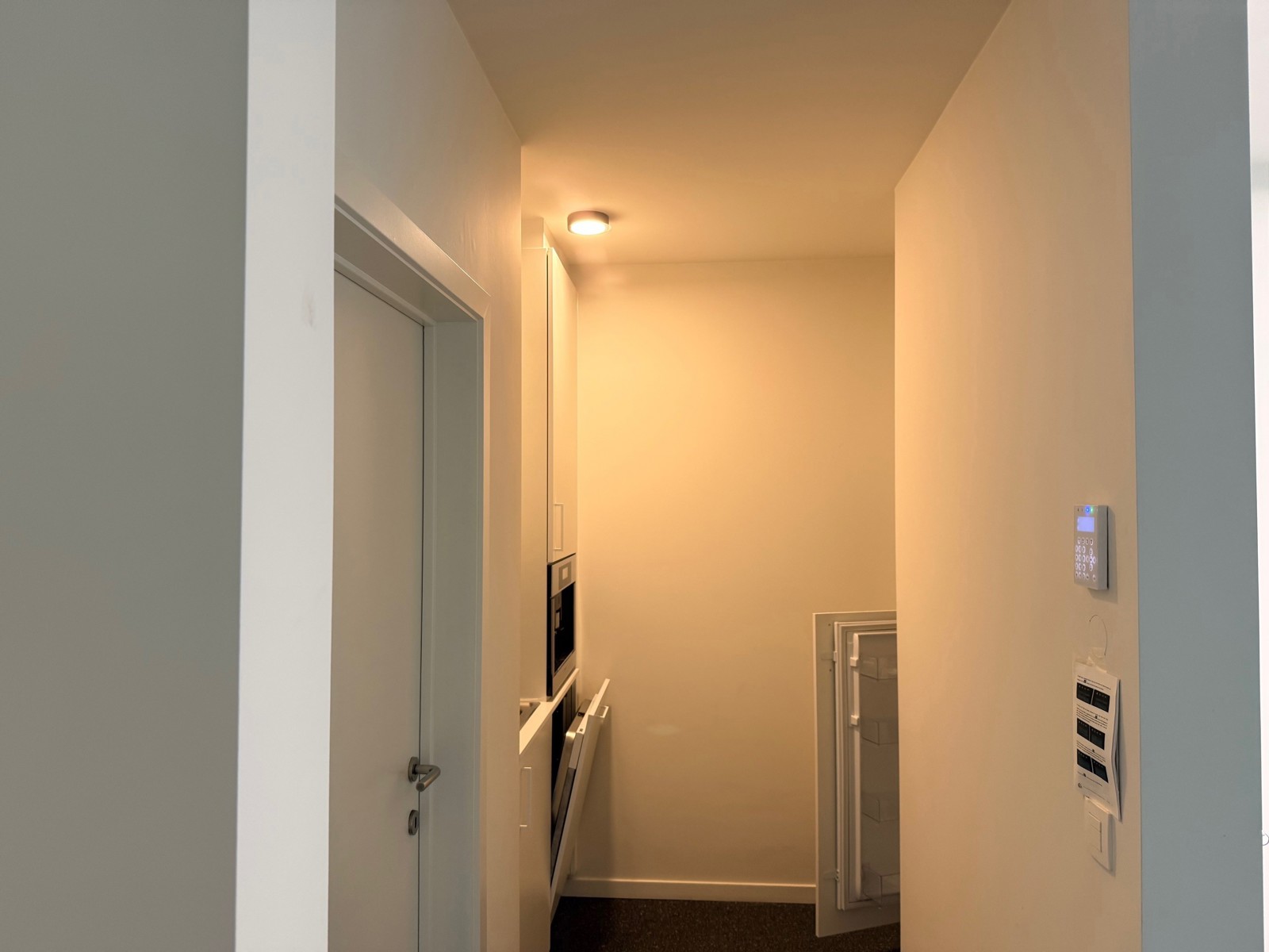 Commercial à louer à Beveren-Kruibeke-Zwijndrecht - photo 4