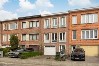  Wonen in het groen én vlakbij de stad? Deze instapklare bel-etage combineert ruimte en licht met een topligging nabij Te Boelaerpark...