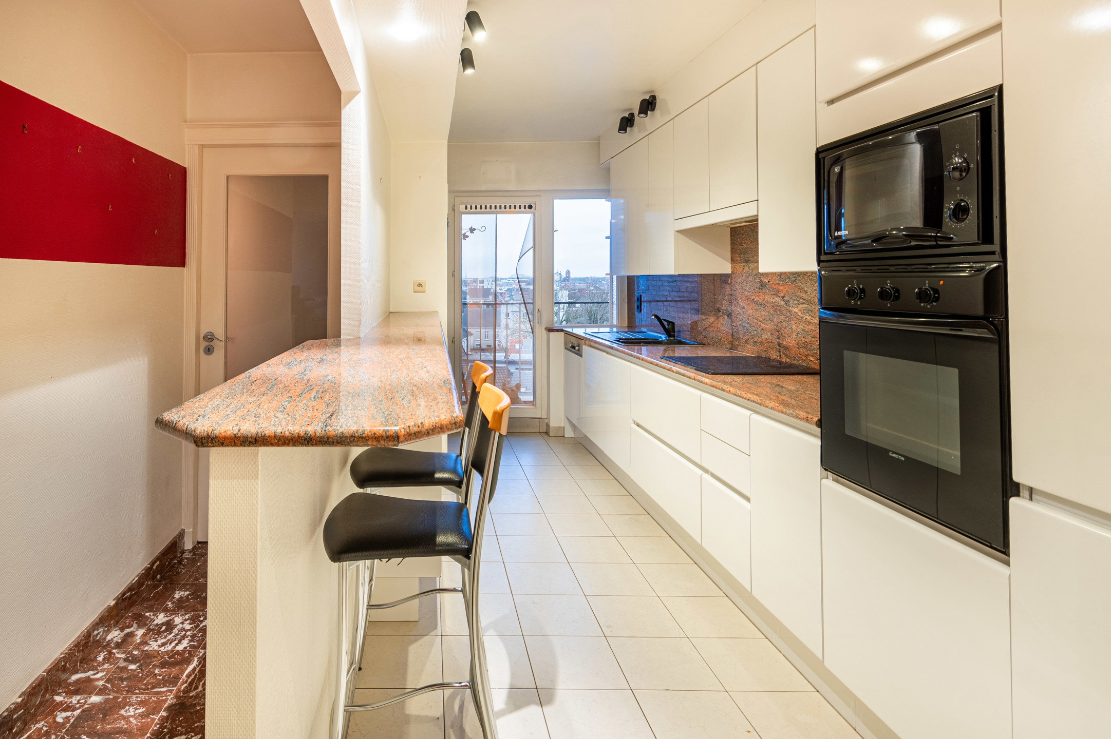 Lichtrijk 2-slaapkamerappartement met terras in Mechelen - foto 4