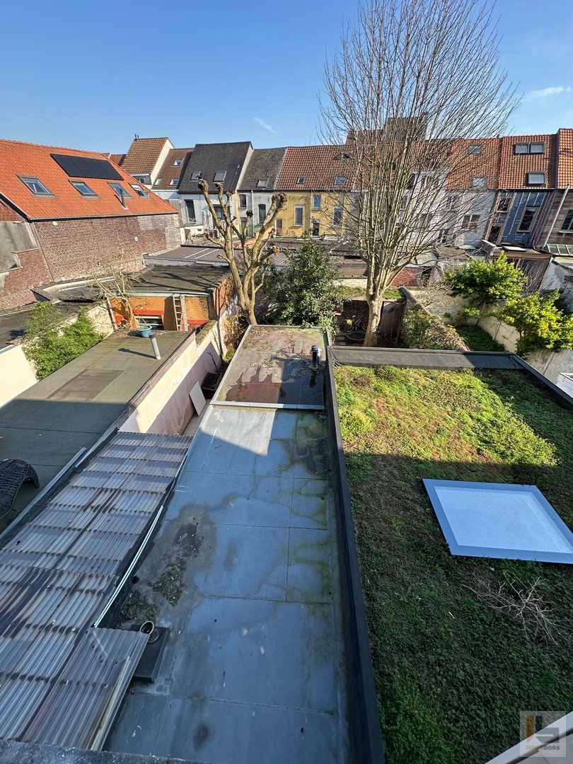 Leuke burgerwoning met 4-SLPKS, terras &amp; stadstuin! - photo 2