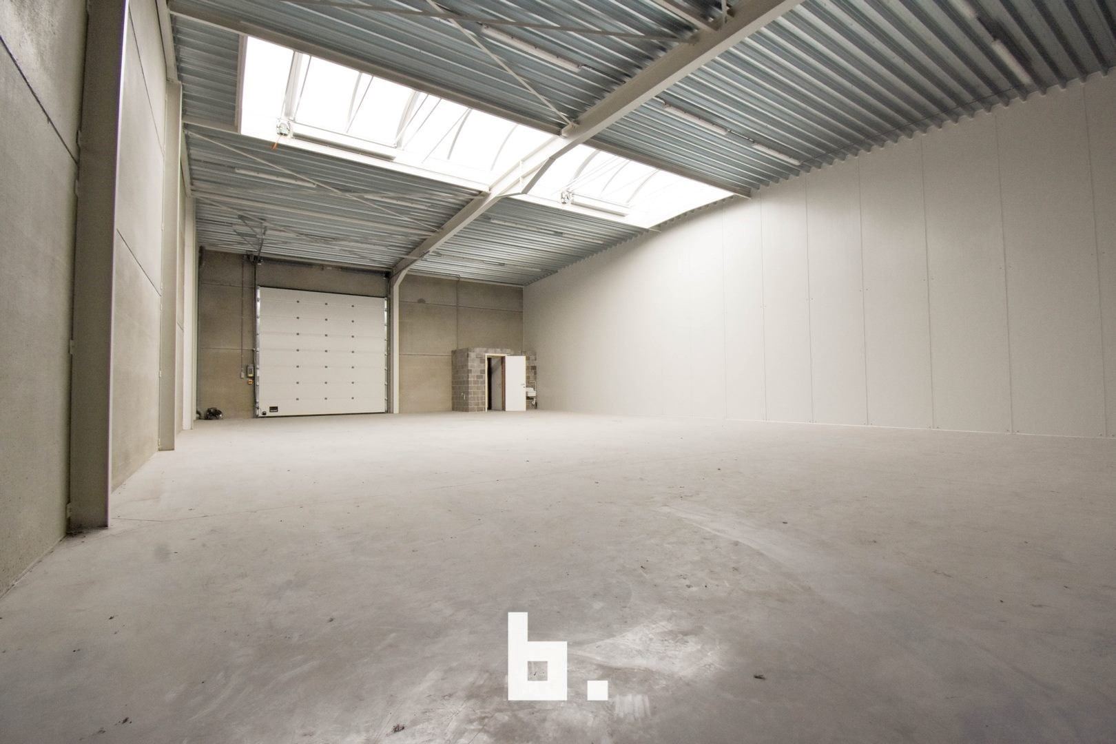 Commercial à louer à Moorslede - photo 2