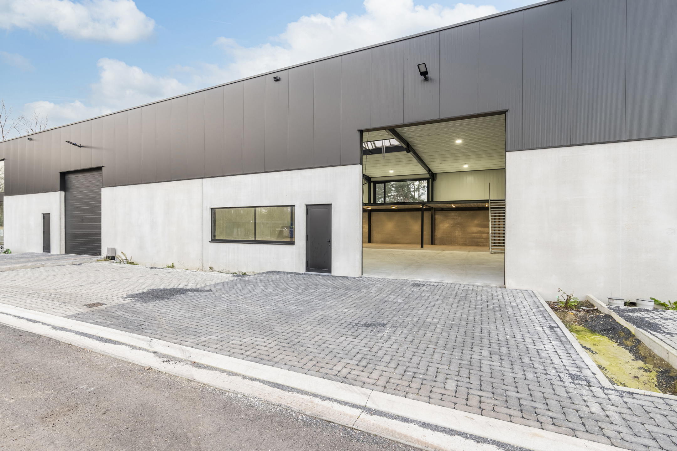 Nieuwbouw KMO-unit van 440 m² te Beerse - foto 2