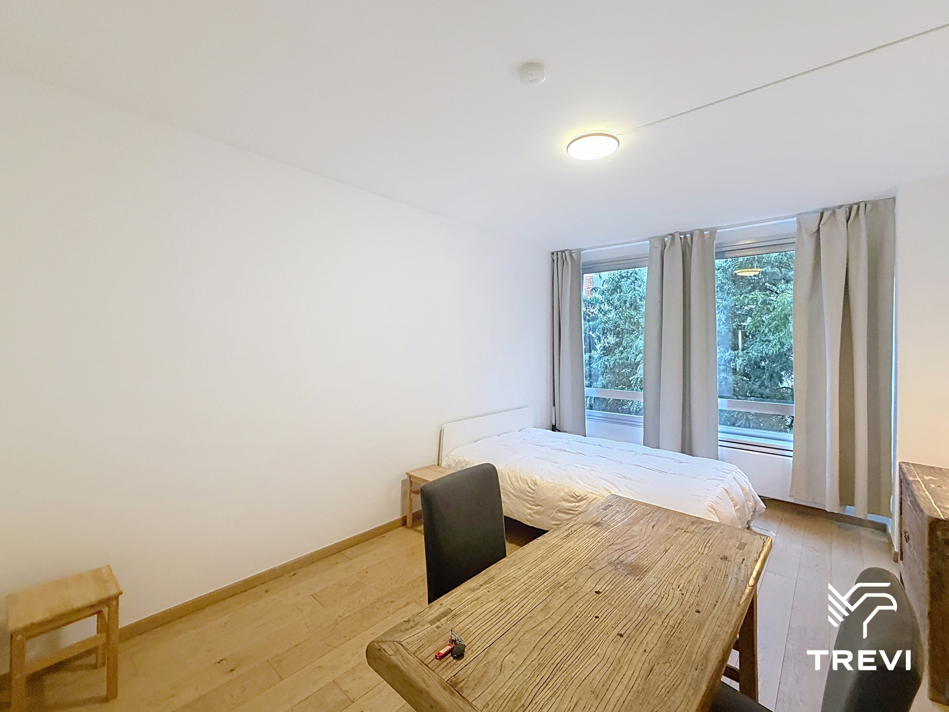 LOUIZA – Ideaal gelegen bemeubelde studio! - foto 4