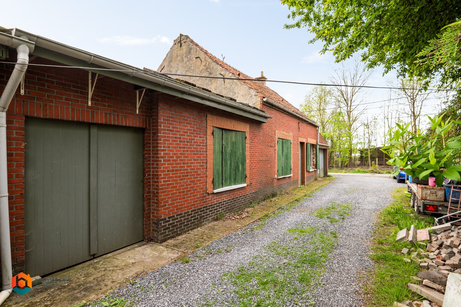 Zonevreemde casco woning met veel potentieel te Putte - foto 5