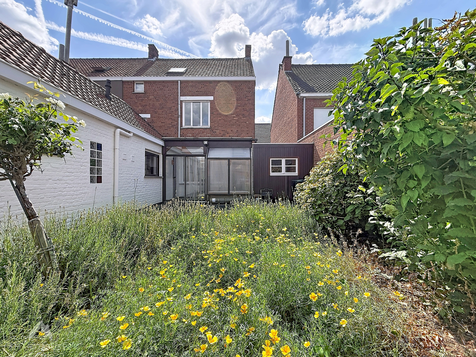 Te renoveren HOB met 3/4 slaapkamers, garage en tuin - foto 4