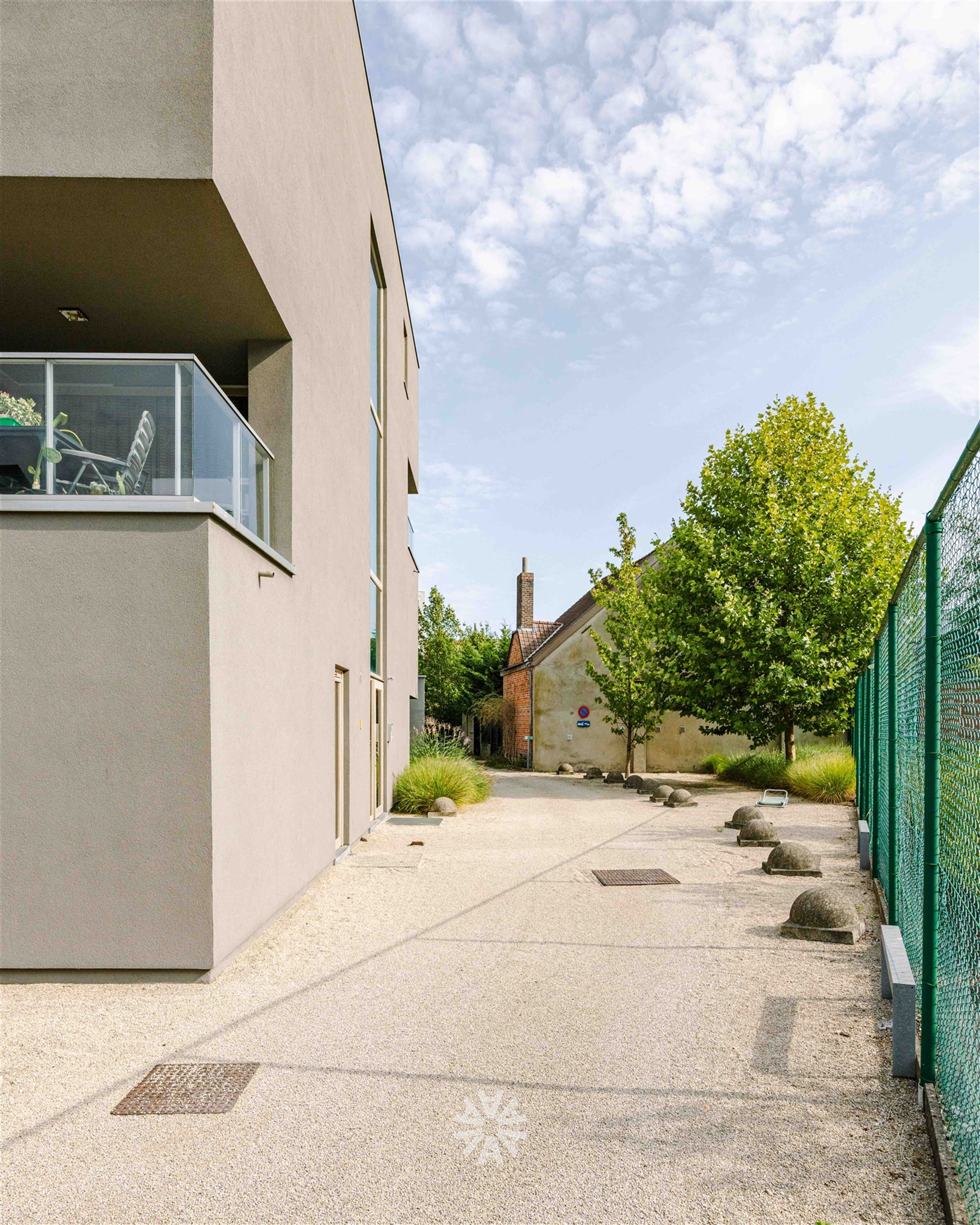 Appartement penthouse clé en main avec terrasse spacieuse et ensoleillée à la gare Sint-Pieters de Gand - photo 3