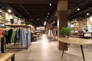 Commercial à louer à Beveren-Kruibeke-Zwijndrecht