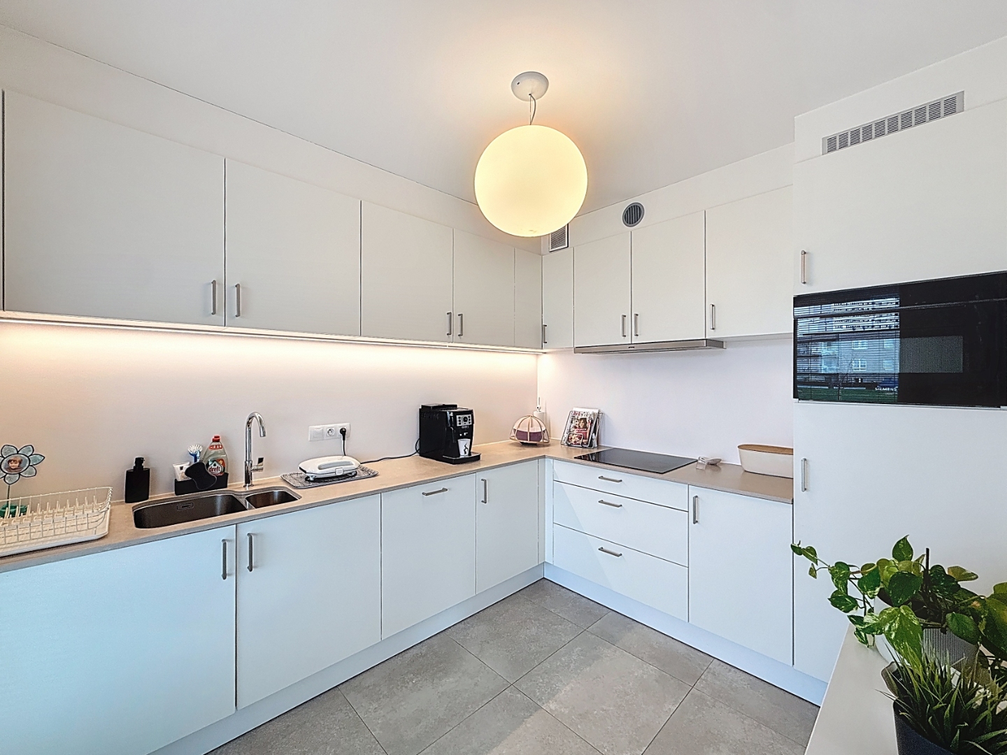 Appartement met tuin op topligging aan zee in Bredene - foto 5