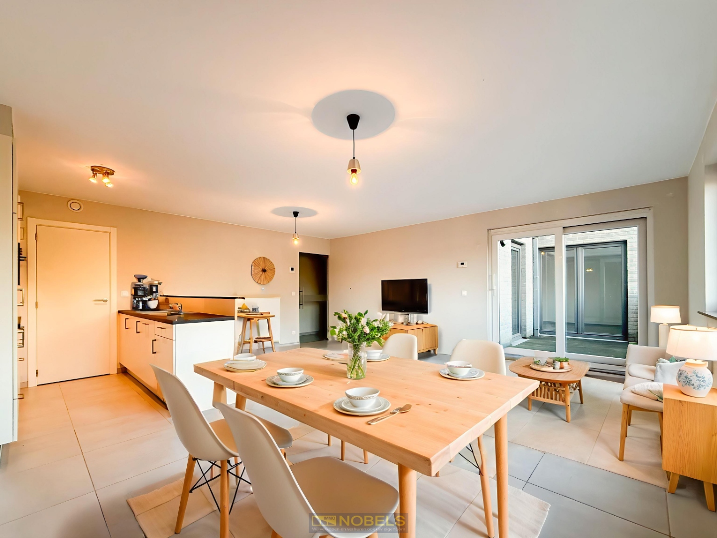 Te koop, instapklaar appartement met terras en garage in het centrum van Brakel - photo 5