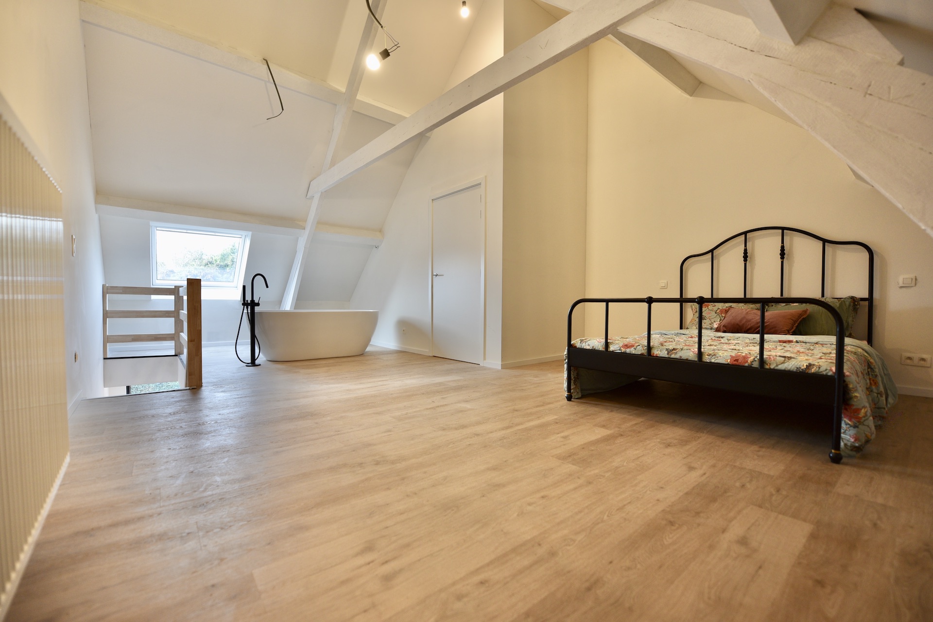 Gerenoveerde woning met 3 slpk en terras voor 319.000 EUR - foto 5