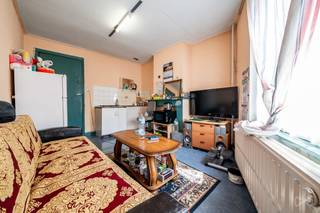 Informatie & bezoeken: 02 315 51 71Sint-Jans-Molenbeek - Vlakbij de site "Tour & Taxi" en het Sint-Jans-Baptistenparvis in de buurt van de kerk. We...