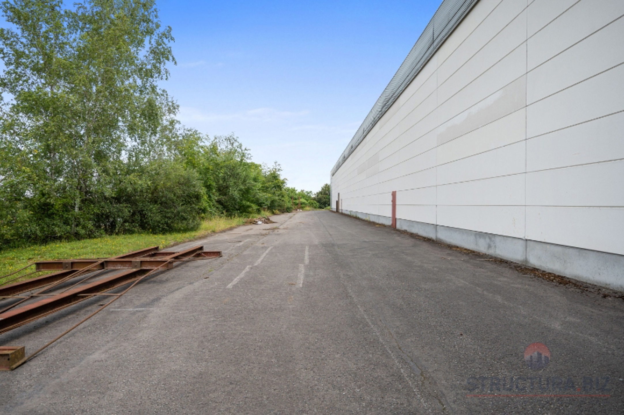 Schitterend, ideaal uitgerust, deelbaar industrieel gebouw te koop in Marche-en-Famenne  - foto 4