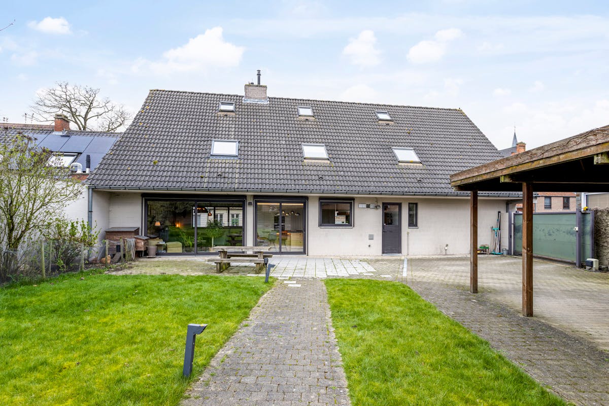 Maison à vendre en combinaison avec un complexe de sauna exploité - photo 4