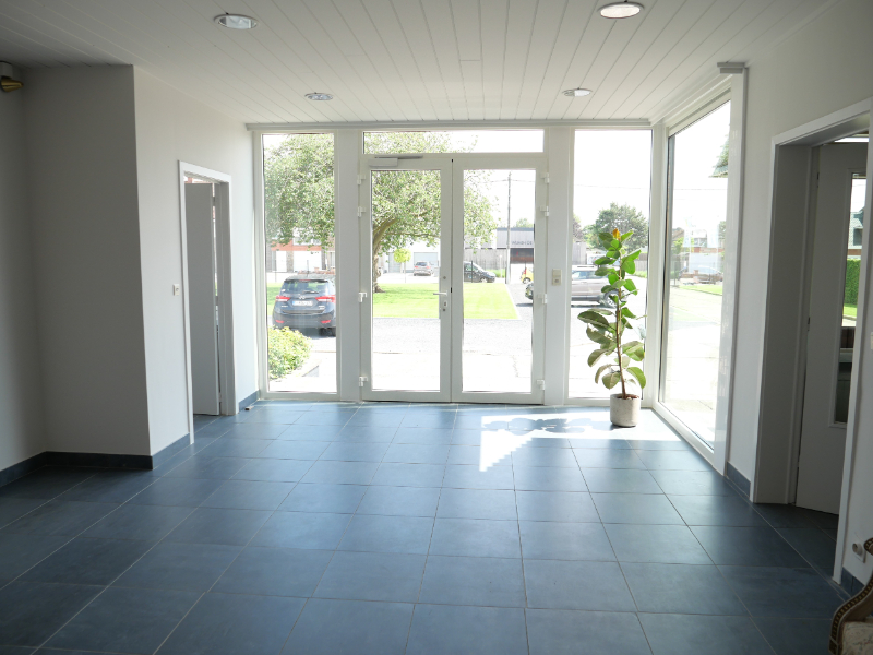 Kantoor 4 te huur, dichtbij ring van Kortrijk en autosnelwegen - foto 5