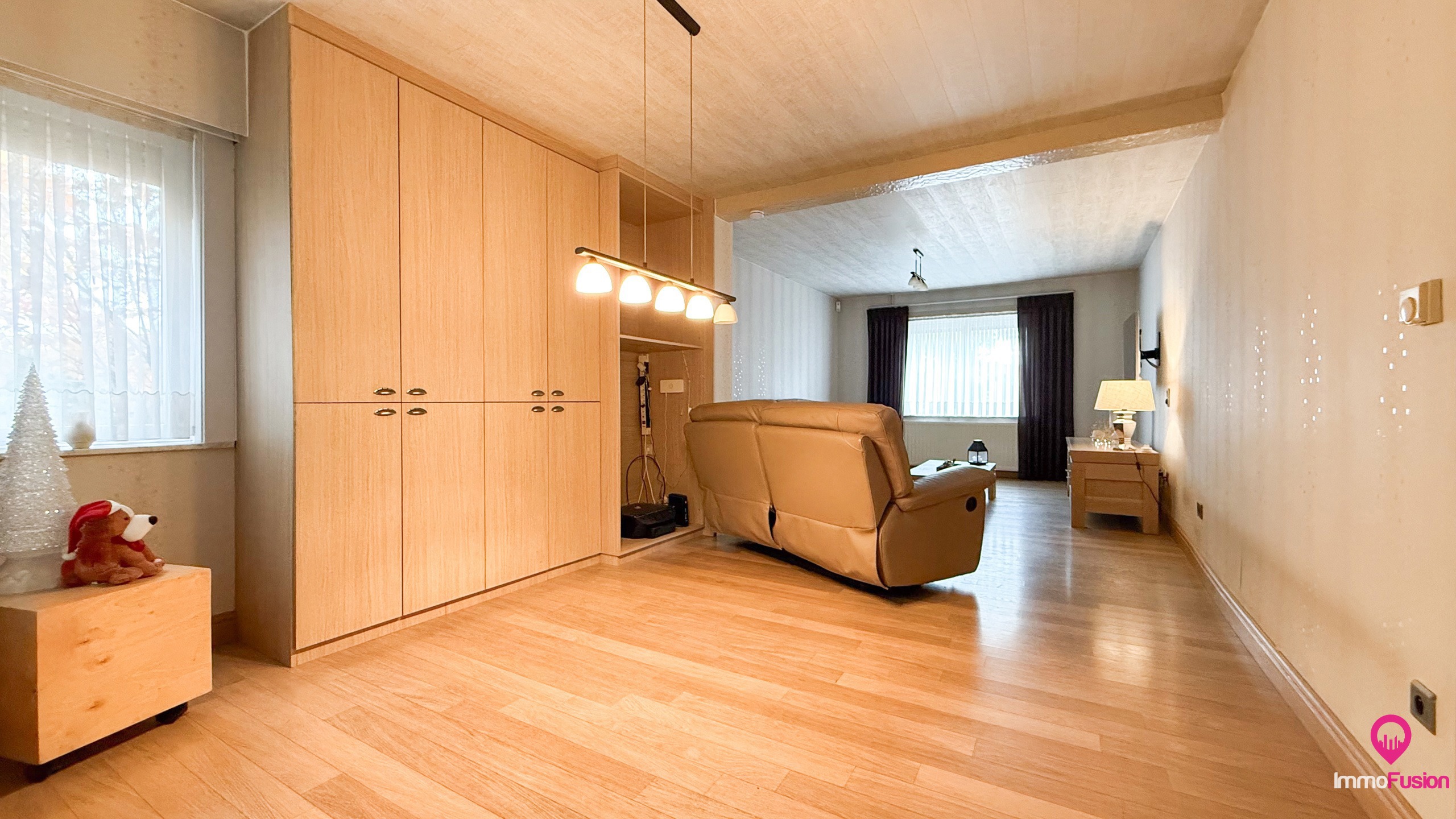 Charmante halfopen bebouwing met mooi perceel van ca 10are! - foto 5