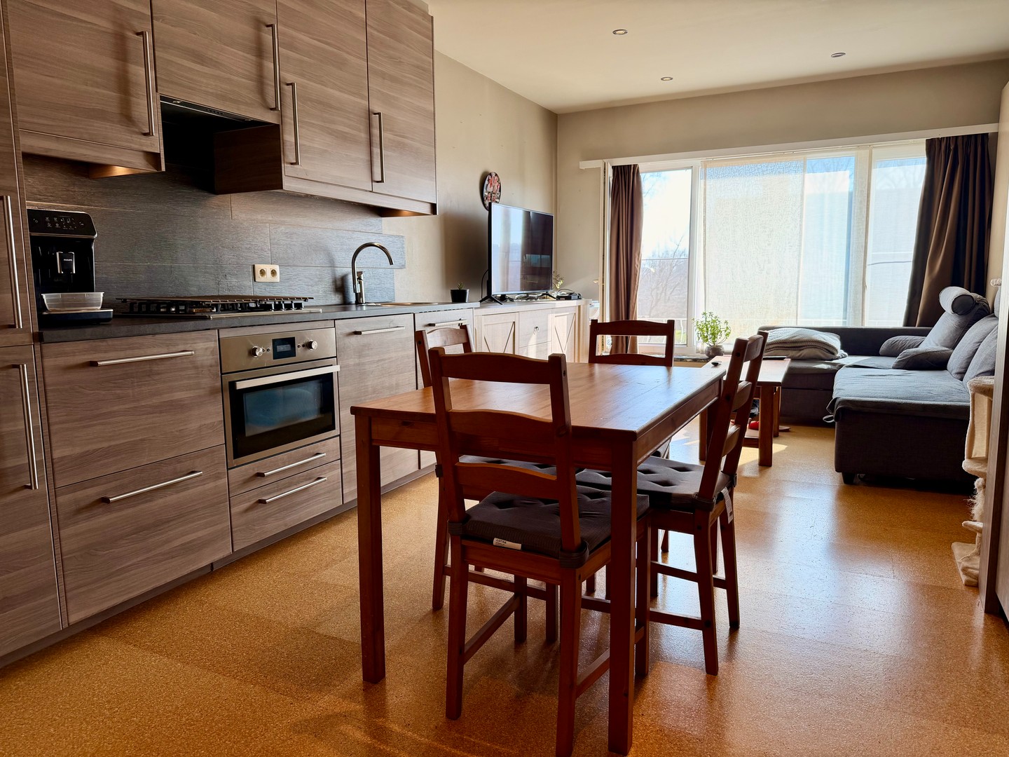 Recent gerenoveerd appartement in het centrum - foto 3
