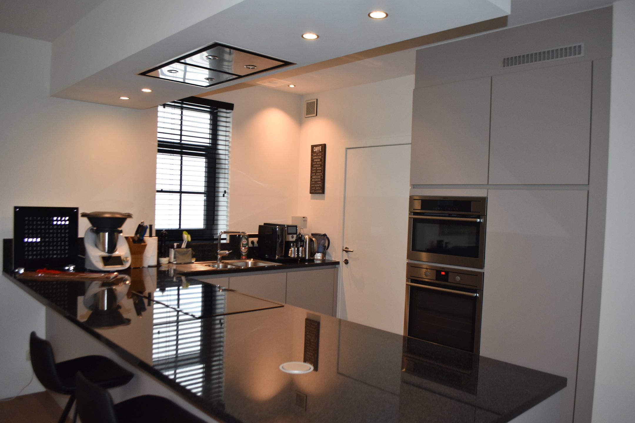 Appartement te huur in 'S Gravenwezel met 3 slaapkamers - foto 4