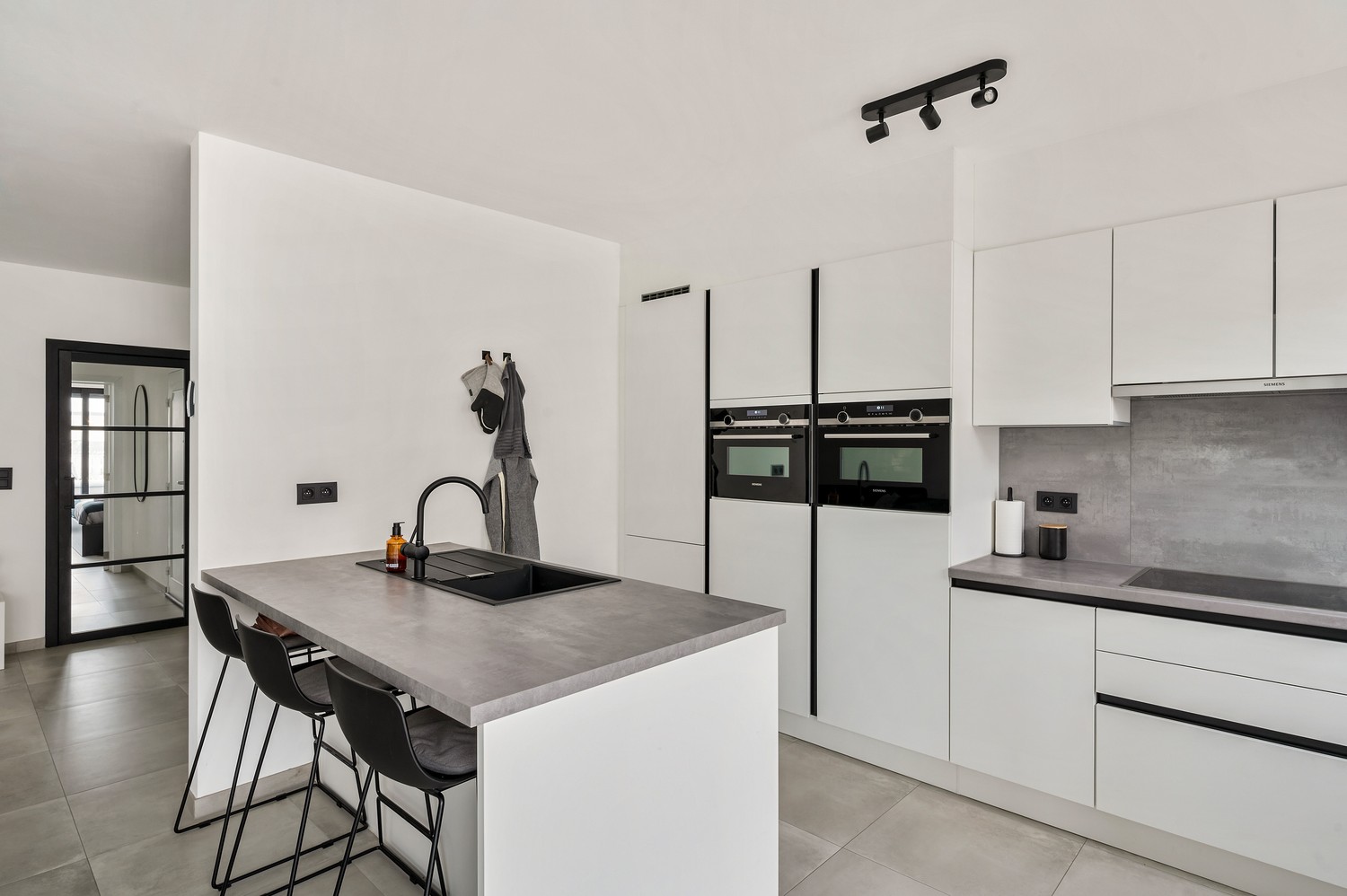 GERRENOVEERD APP I 2 SLPK I CENTRUM MECHELEN - foto 4