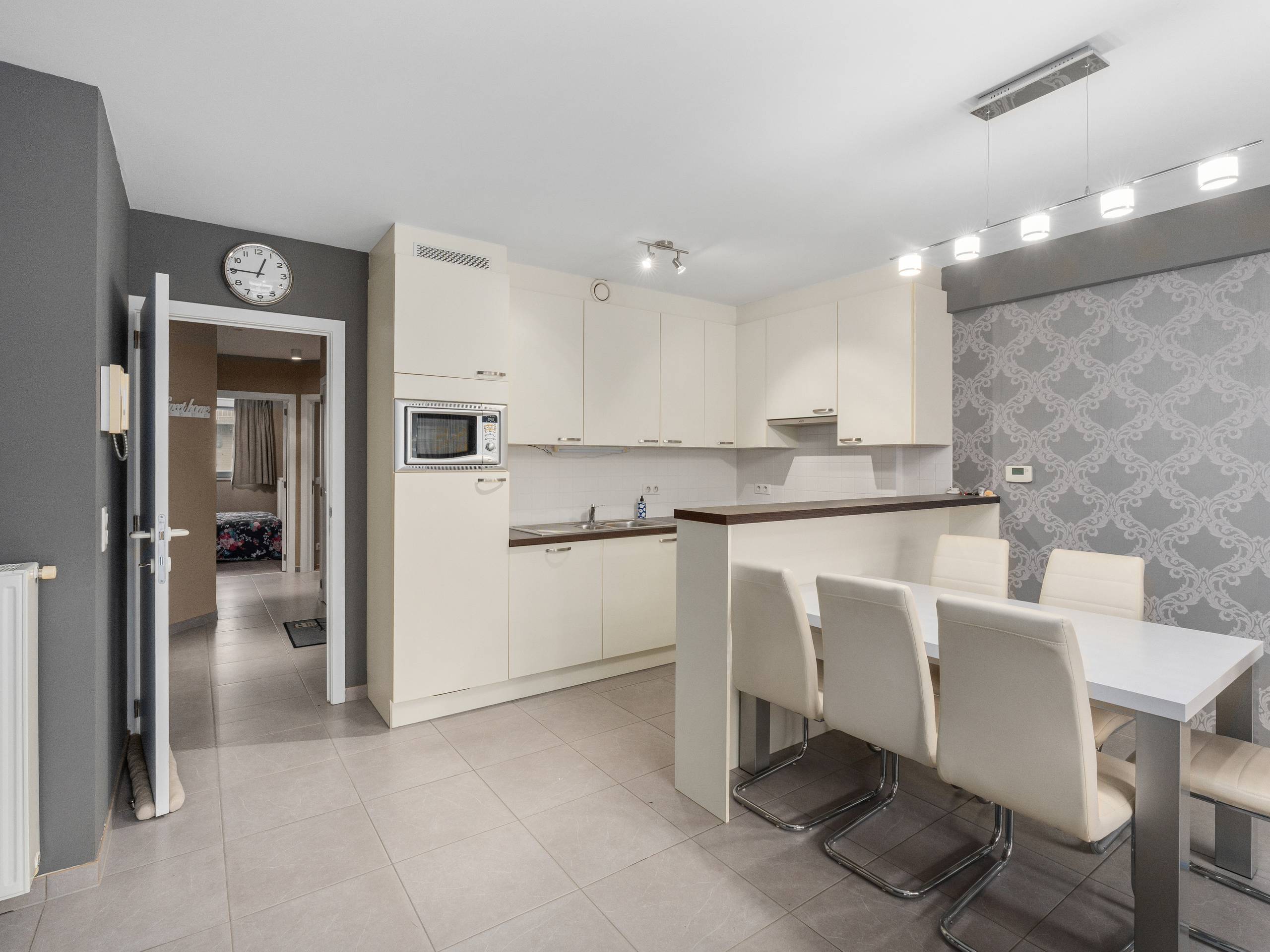 Ruim appartement met 2 slaapkamers te huur in De Panne (jaar - foto 4
