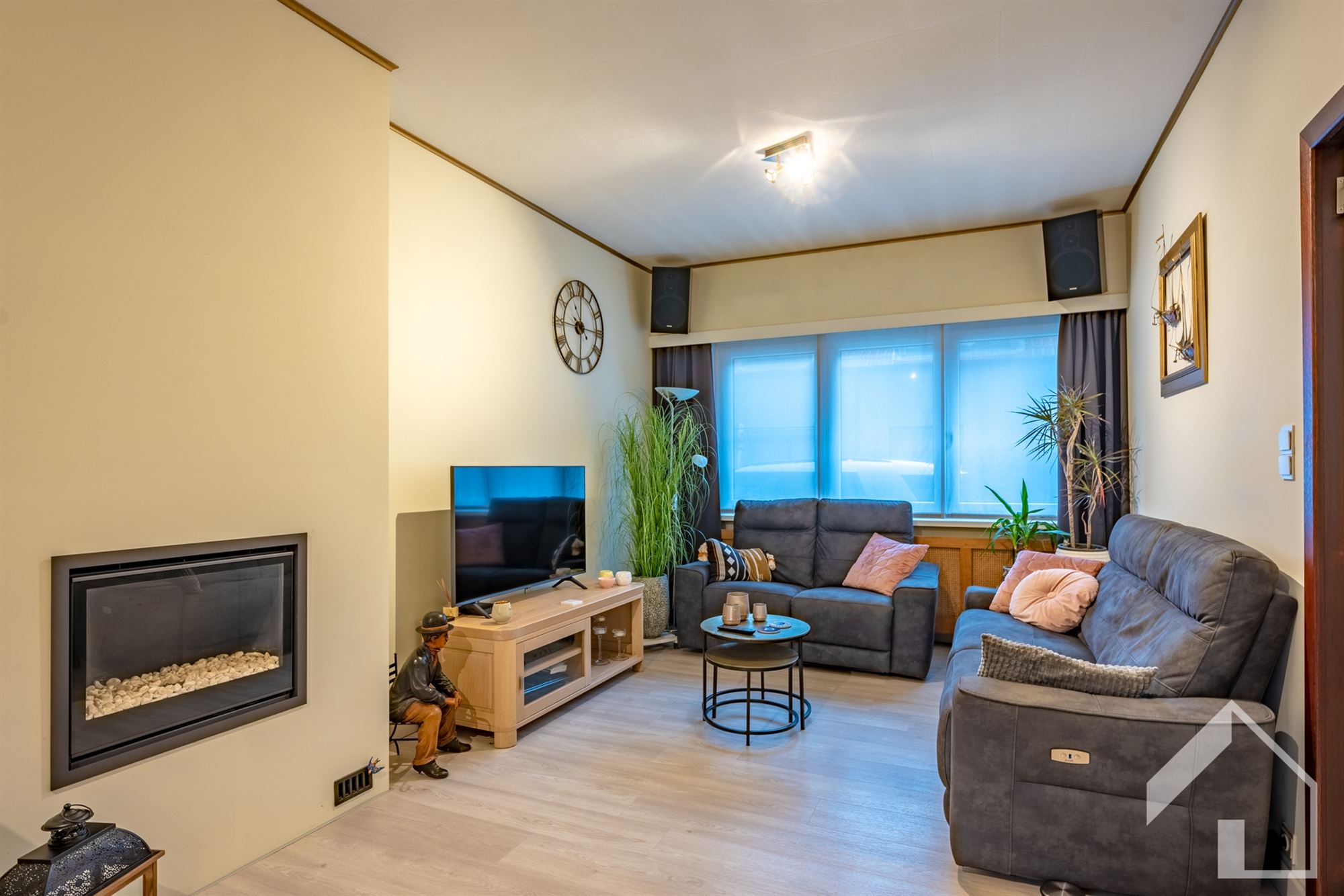 Ruime woning met 3 à 4 slaapkamers - foto 4