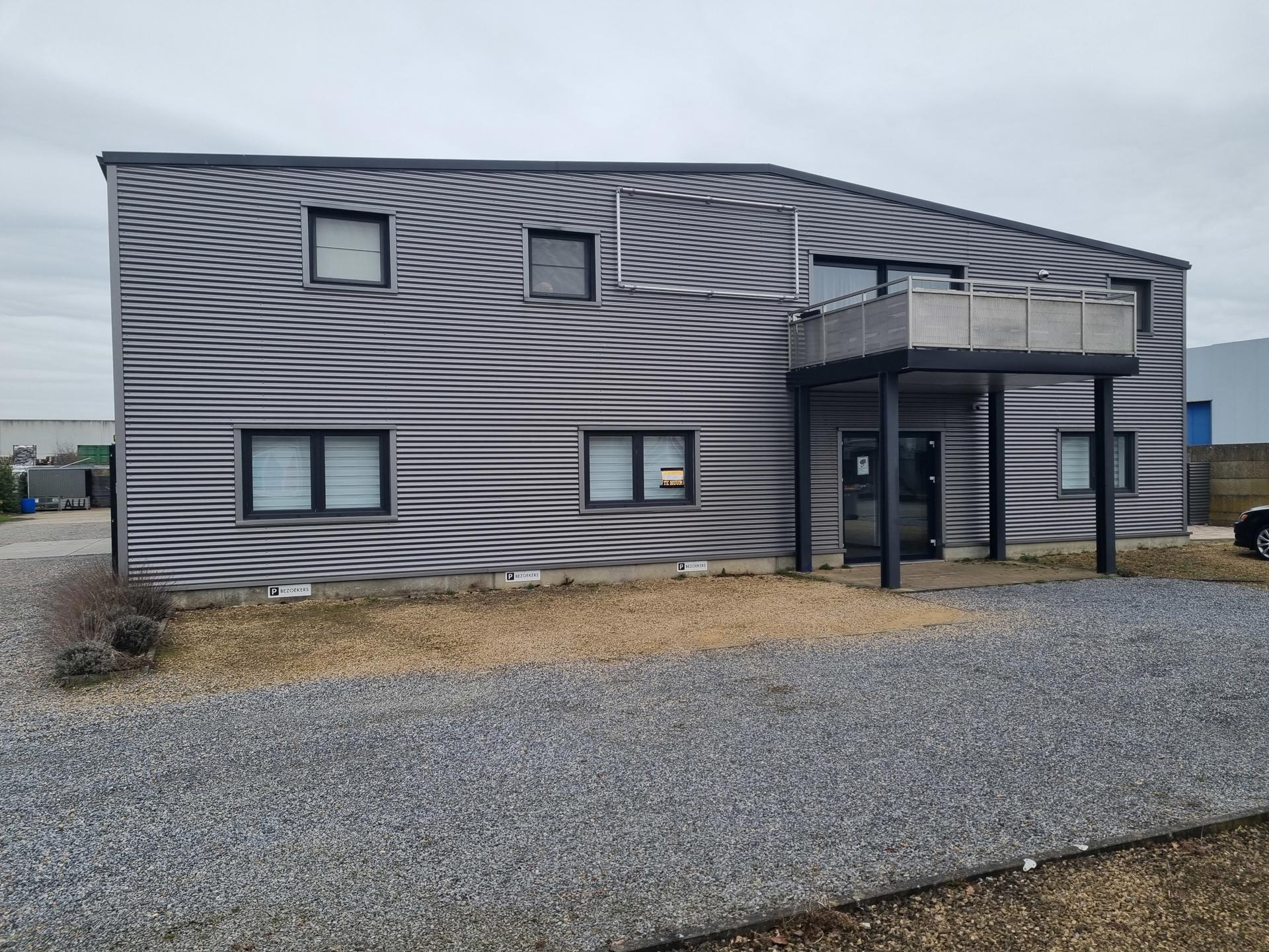 Commercial à louer à Oudsbergen - photo 2