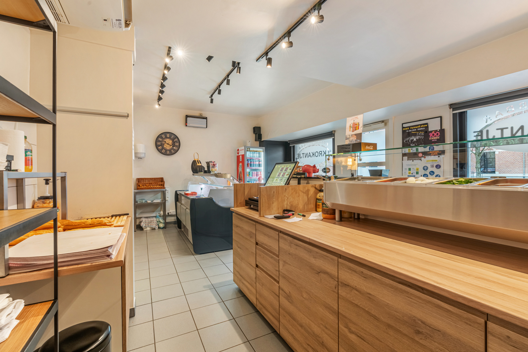 Goed draaiende handelszaak met achtergelegen woonst en tuin - foto 4