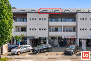 Mooi gelegen appartement met 2 slaapkamers, zuid-gericht terras en ondergrondse autostaanplaats in het centrum van Lochristi.Het appartement is...