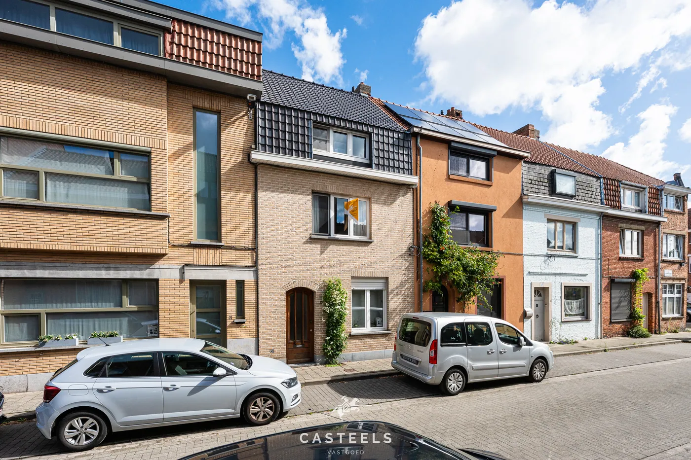 Karaktervolle starterswoning met tuin in Gentbrugge - foto 1