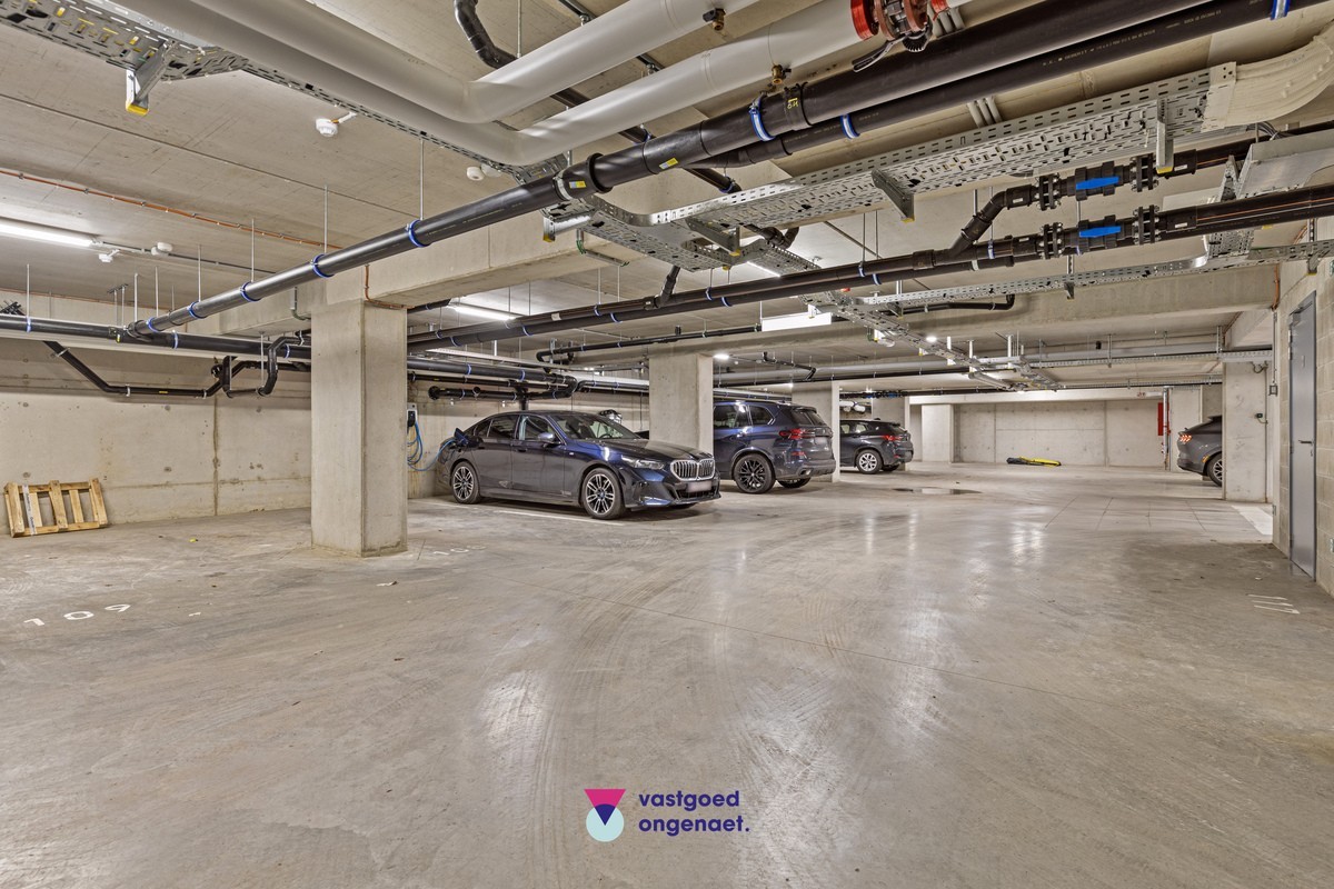 Ondergrondse parkeerplaats in De Nieuwe Dokken - foto 1