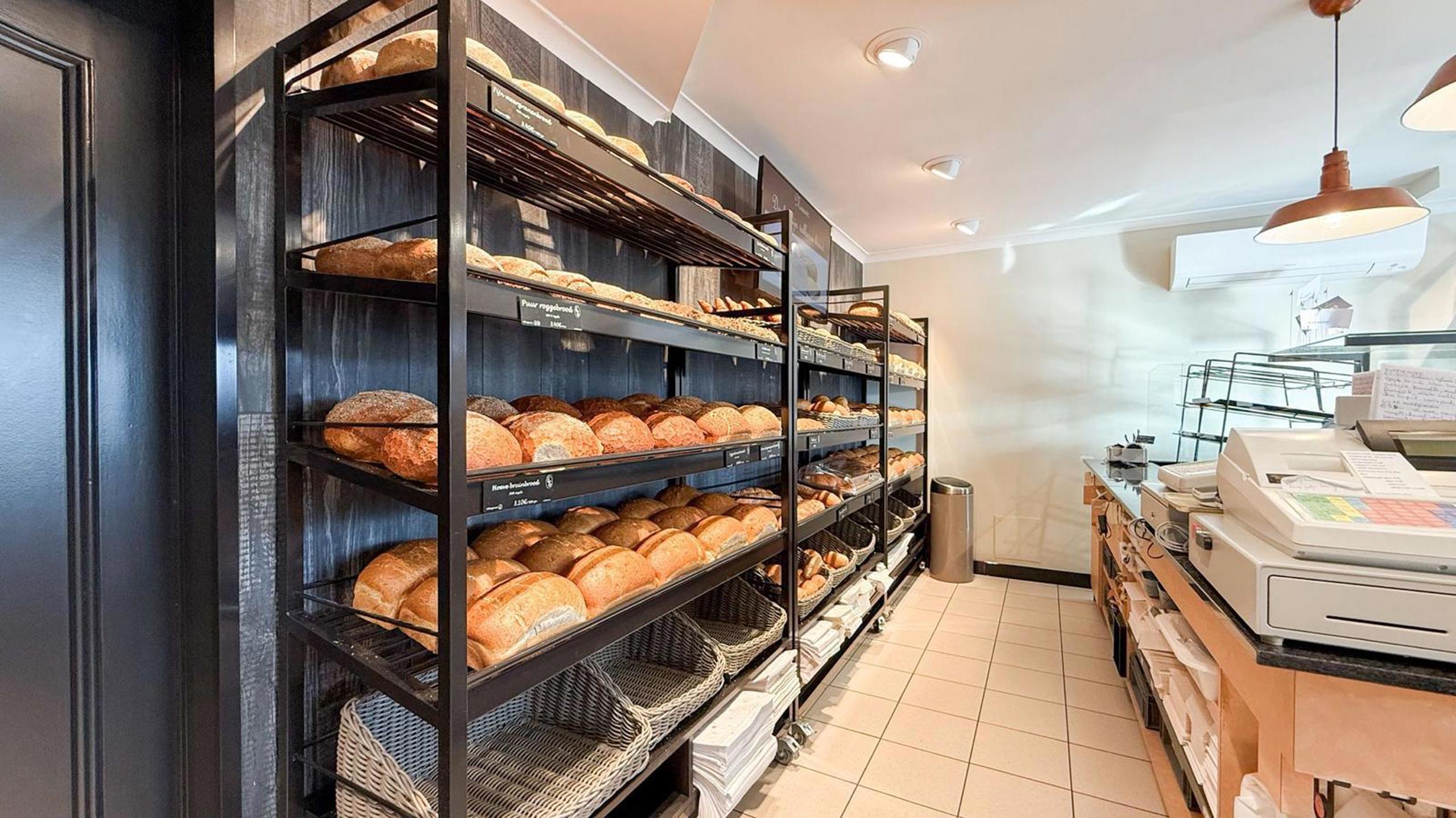 Instapklare bakkerij met woonst in het centrum van Zolder! - foto 5