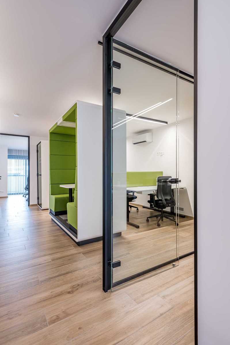 Commercial à louer à Geel - photo 3