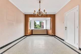 Gezellige woning met 3 slaapkamer en ruime tuin in Beringen Centrum. Belangrijkste troeven:- Centrale ligging- 3 slaapkamers- Mooi onderhouden- Ruime...