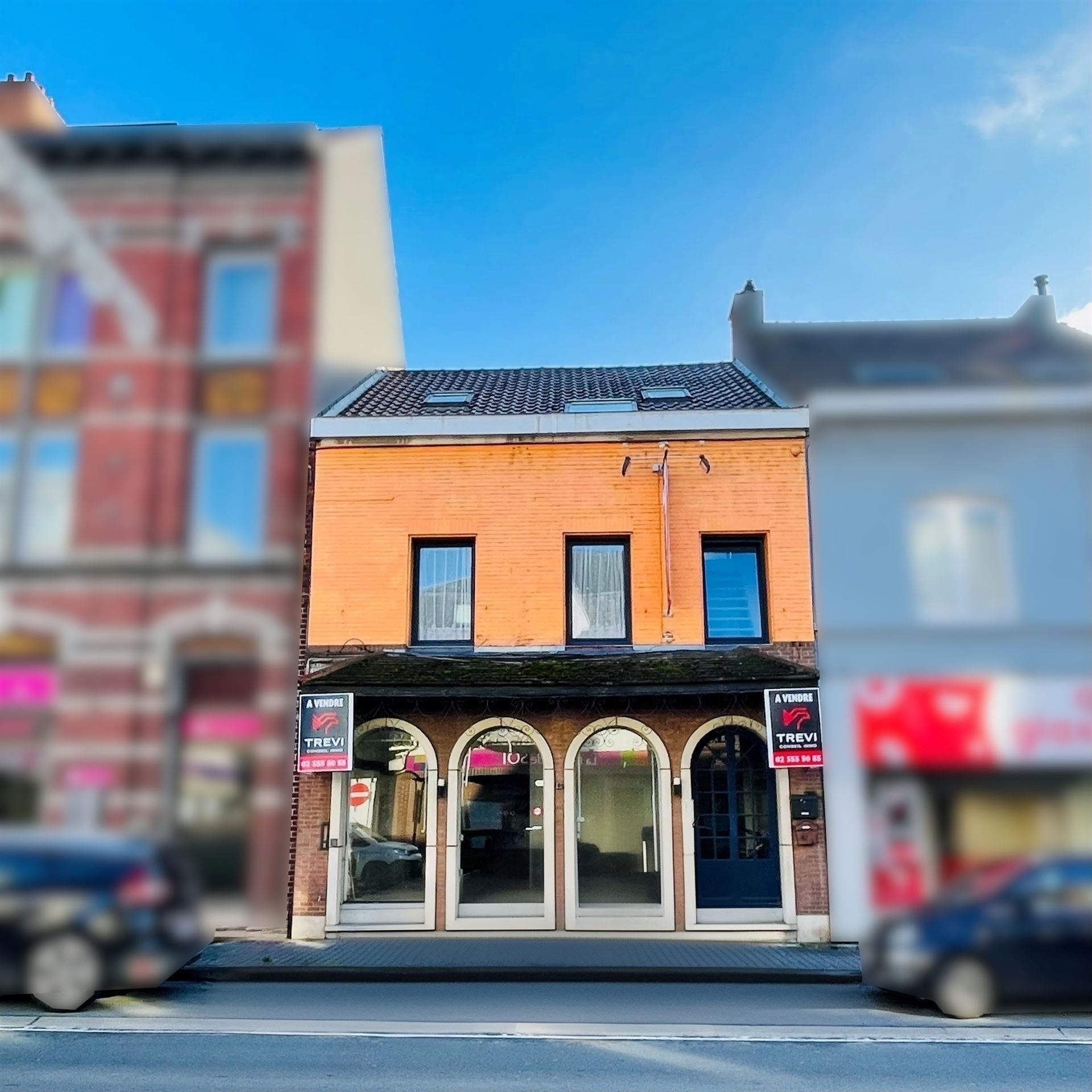 Belle maison de commerce avec un appartement - photo 2