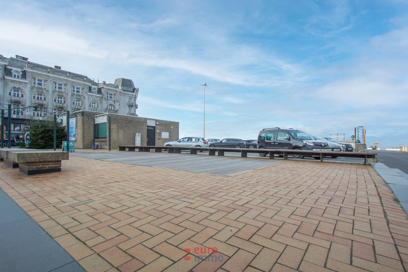 Zéér centraal gelegen garage te Nieuwpoort-bad! - foto 1