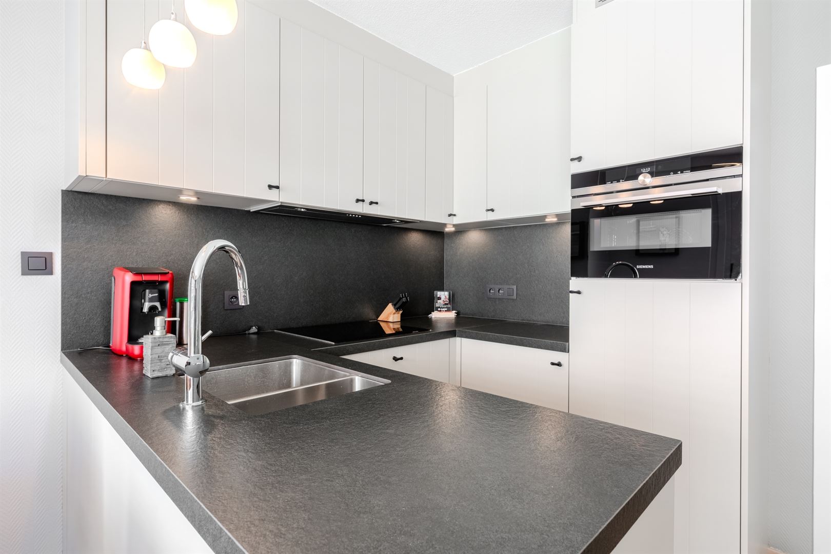Prachtige studio met zijdelings zeezicht in perfecte staat - foto 4