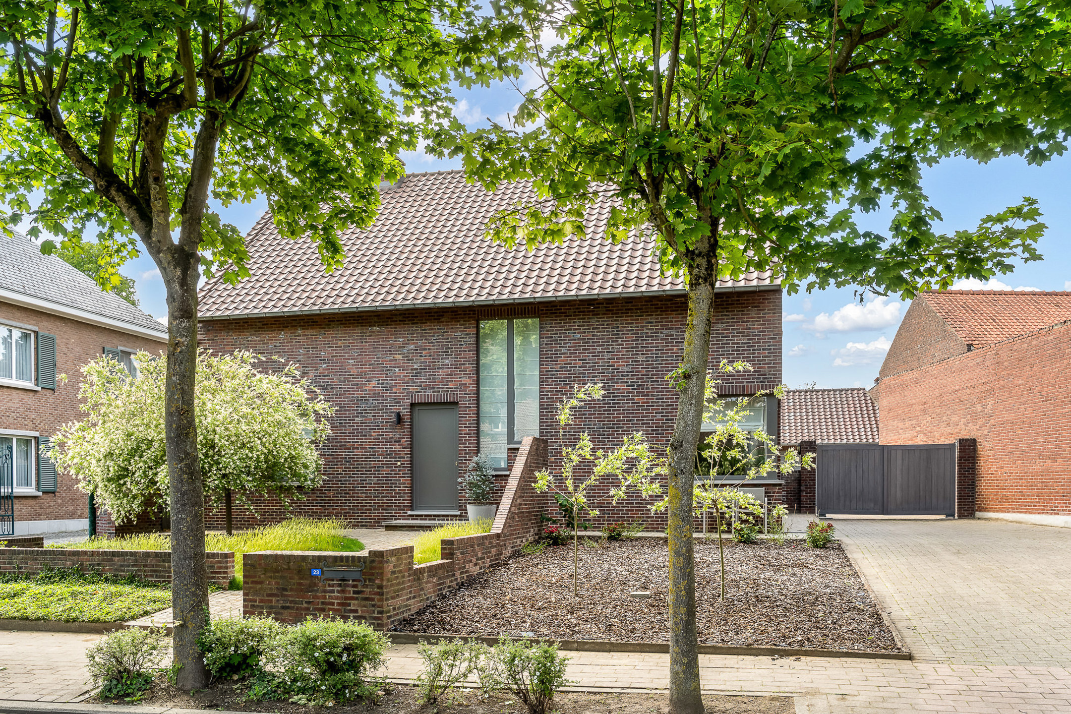 Gezinswoning met praktijkruimte - foto 1