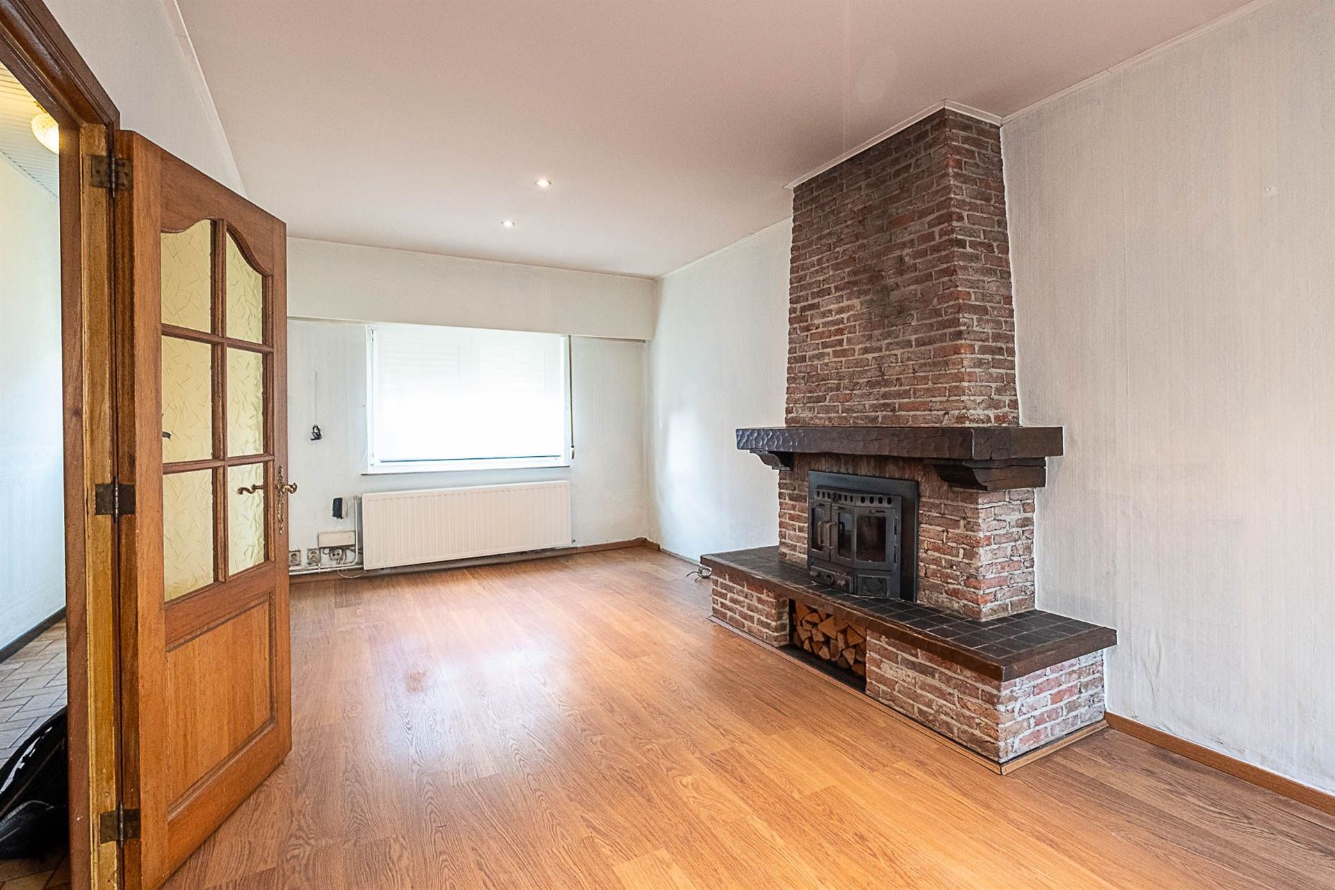 Te renoveren, charmante eengezinswoning met 2 slaapkamers en tuin - foto 5