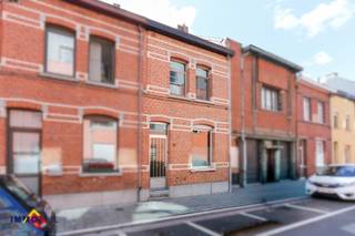 Deze instapklare woning is zeer goed gelegen in het centrum van Willebroek, op wandelafstand van het sportcentrum, horecazaken, winkels en...