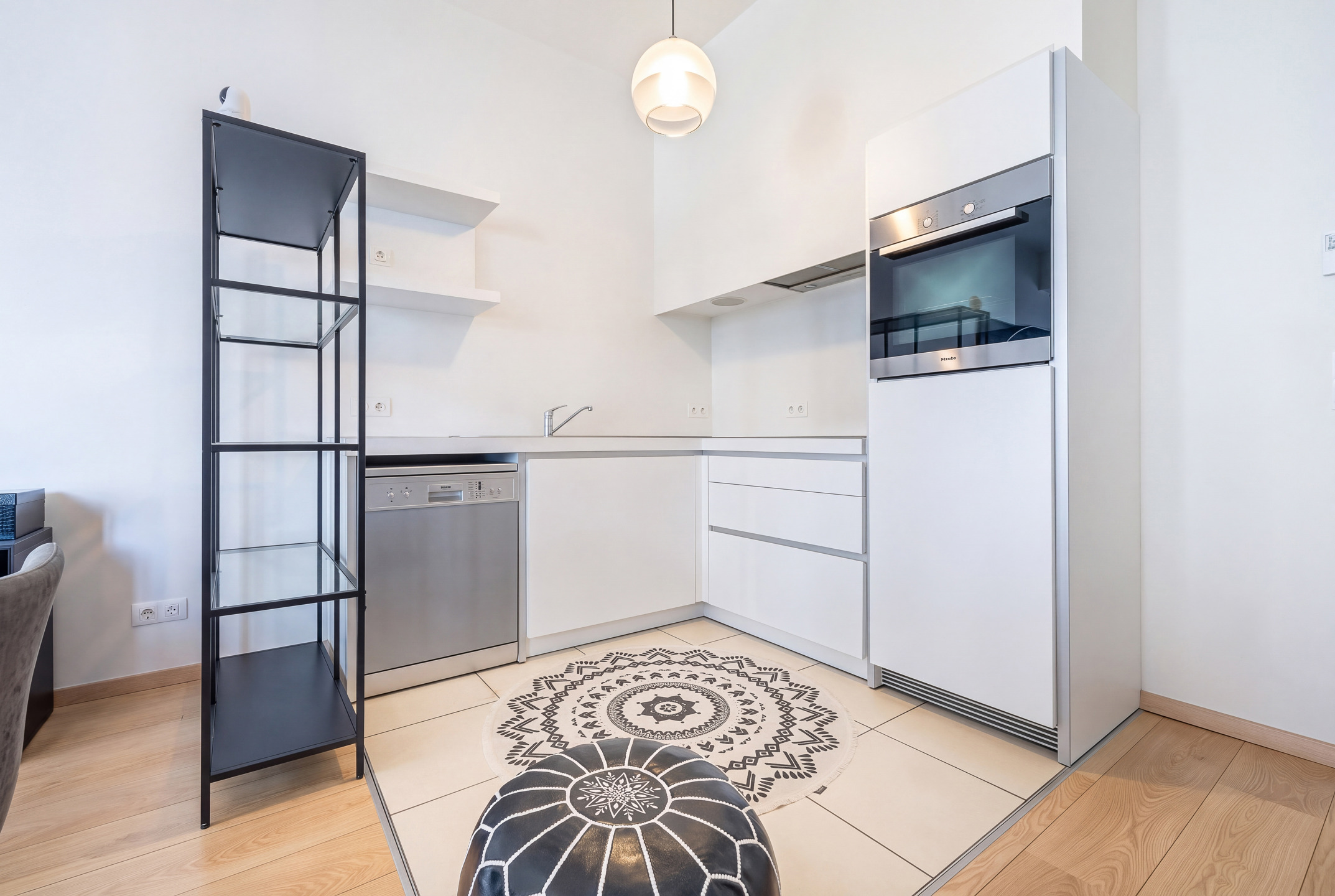 Vlakbij Nieuwestraat - 1 slpk app + terras van 25m² + kelder - foto 4