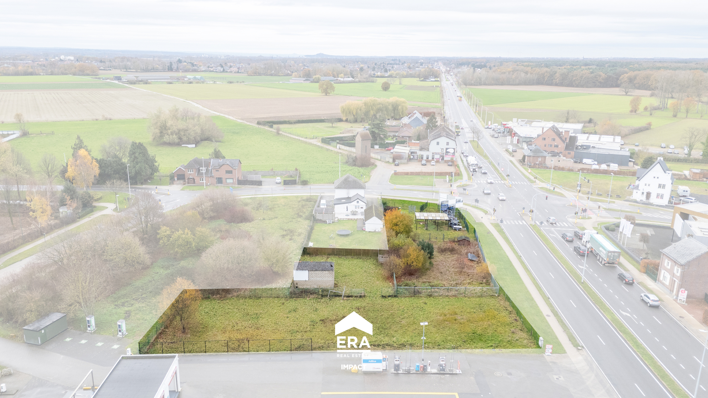 Commercieel gelegen perceel grond in Maasmechelen - foto 4