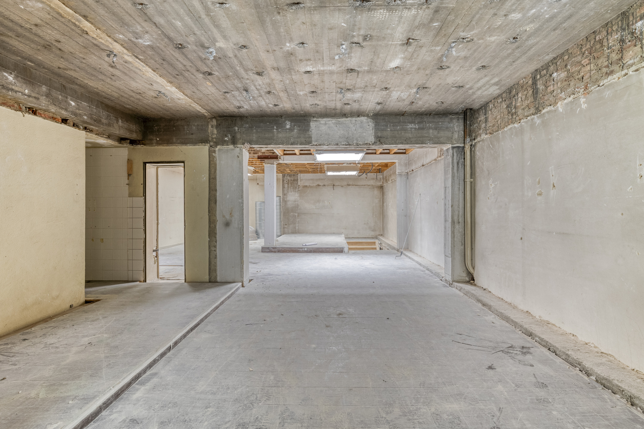 Handelsruimte te koop in het commerciële hart van Leuven - foto 2