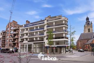Dit handelspand geniet van een uitstekende ligging in het centrum van Roeselare, in een levendige straat met een goede visibiliteit en...