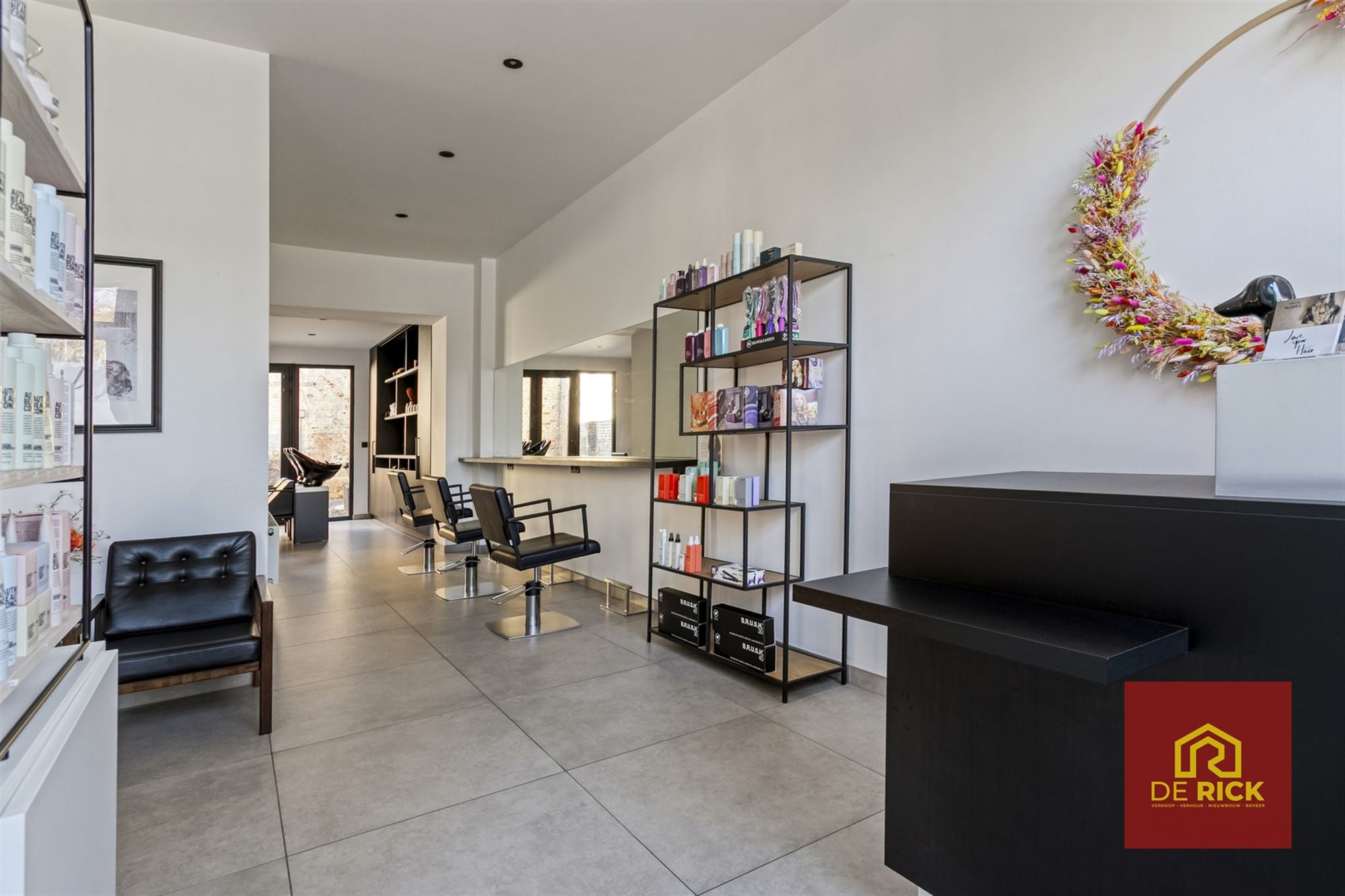 Instapklare handelszaak + woonst op de Houtmarkt te Aalst - foto 2