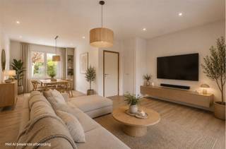 <p><strong>Welkom in dit charmante woonhuis gelegen in het hart van Eeklo</strong></p><p>Dit aantrekkelijke pand biedt een perfecte combinatie van klassieke uitstraling en moderne comfort. </p><p><strong>Indeling en ruimtes:</strong> Het pand telt twee ruime slaapkamers, ideaal voor gezinnen of als werkruimte. De woning beschikt over een praktische badkamer.</p><p><strong>Architecturaal ontwerp:</strong> Het huis presenteert zich met een moderne voorkant in wit stucwerk. De zorgvuldig geplaatste ramen zorgen voor optimale lichtinval en een aangename leefomgeving.</p><p><strong>Ligging:</strong> Gelegen in Eeklo, een levendige stad met uitstekende bereikbaarheid, winkels, scholen en lokale voorzieningen op loopafstand. De centrale ligging maakt dit een ideale plek voor wie graag in het hart van de stad wil wonen.</p><p><strong>Voordelen:</strong> Dit huis biedt een sterk fundament voor een nieuw begin. Met zijn compacte schaal en centrale ligging is het een uitstekende keuze voor starters, investeerders of degenen die zoeken naar een onderhoudsvriendelijk eigendom in een gezellige buurt.</p><p><span><span>Bij interesse mag u mailen naar Info@maximm.be en telefonisch contact opnemen met Bert op het nummer 0496/33.24.56. </span></span></p>