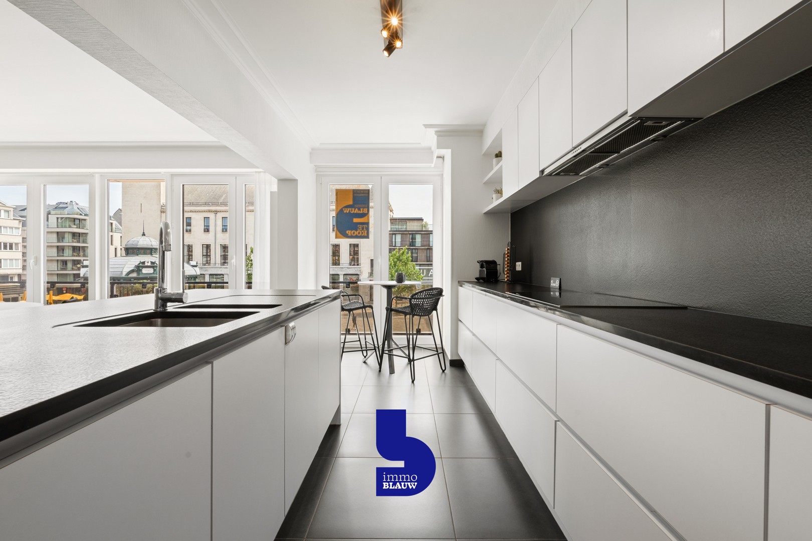 Stijlvol appartement met uniek uitzicht op het Wapenplein in Oostende - foto 5