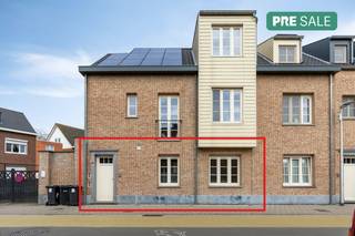 Dit instapklare halfopen appartement, gebouwd in 2010, is gelegen in Essen op een rustige locatie met een vlotte bereikbaarheid naar het centrum...