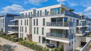 Pour visiter veuillez faire votre demande via le lien suivant: https://mijnhuurprofiel.be/property/56882be8-9c44-4669-84e4-e48704958933 !