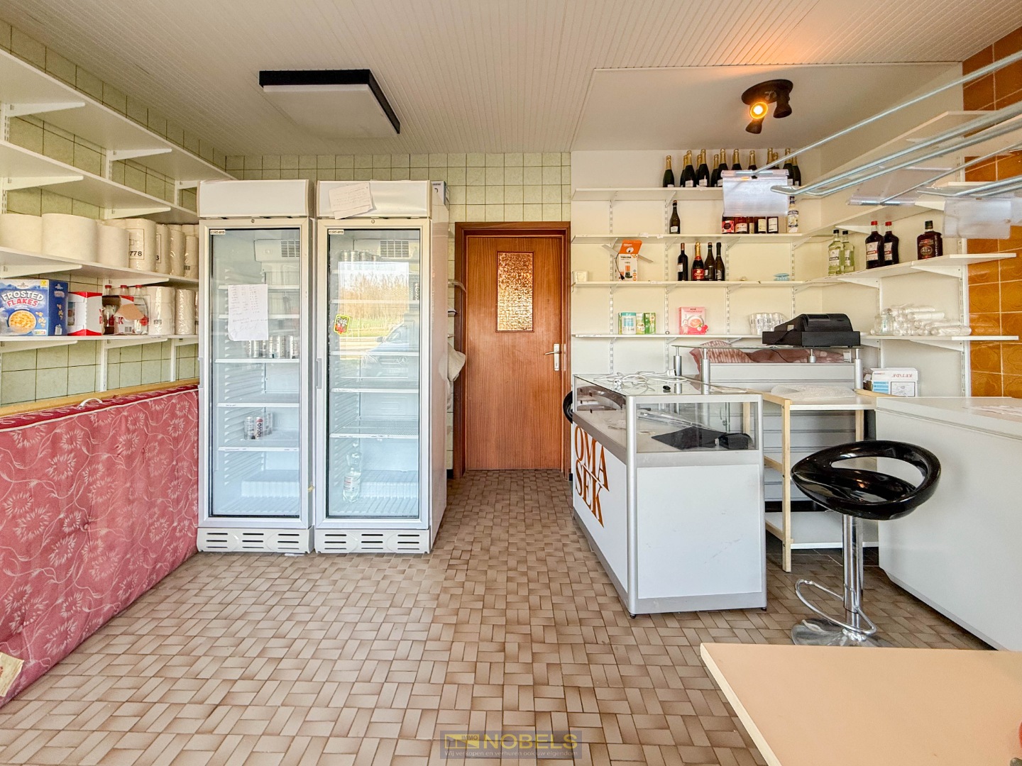 Te koop, polyvalent handelshuis met woonst en garage te Brakel - foto 4