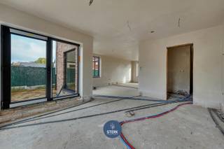 CASCO+ NIEUWBOUWWONING OP EEN RUSTIGE LOCATIE TE ZUTENDAAL ! <br /><br />We vinden deze halfopen bebouwing met een bewoonbare oppervlakte van 188 m² terug op een perceel van 5a 45ca in Zutendaal. <br /><br />Voor meer informatie, neem zeker een kijkje op onze website via de volgende link:<br />https://www.sterkvastgoedmakelaars.be/detail/te-koop-woning-zutendaal/7685616?dosearch=True&amp;flowstatus=ForSale,ForSaleReserved,ForSaleWithBid,ToCompleteForSale,SoldUnderReserve,Sold&amp;pageindex=1&amp;pagesize=12&amp;searchpage=ForSale&amp;sortdirection=DESC&amp;sortfield=pub_flowstatus&amp;transactiontype=Sale