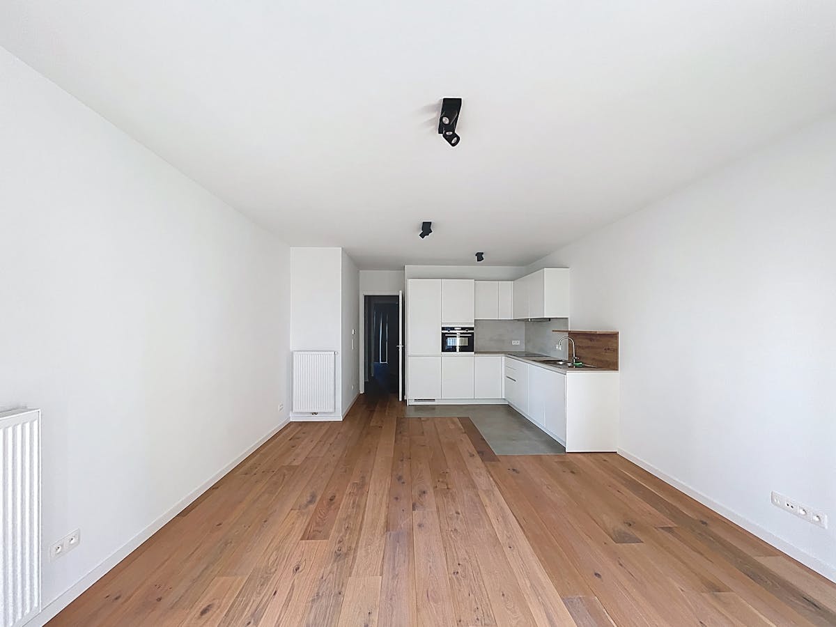 Te huur: 2 slaapkamer te Tour &amp; Taxis, staanplaats mogelijk - foto 3